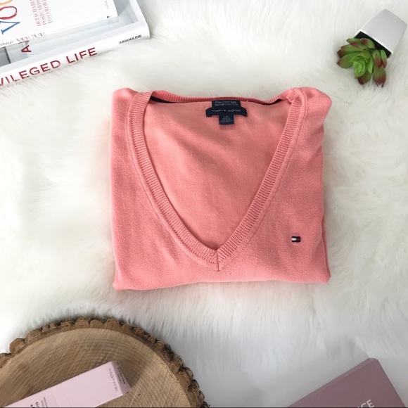 Tommy Hilfiger Sweaters - ⚠️Final price drop Vintage Tommy Hilfiger Sweater